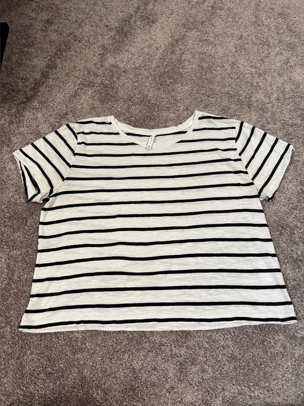 Z Supply black and light grey striped tee Size XL #striped #croptop